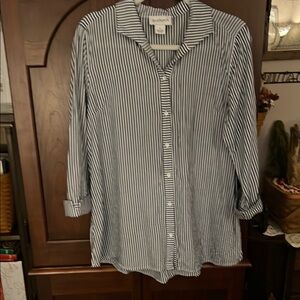 Peck & Peck Blue and White Striped Button-Up Shirt with cute back detail